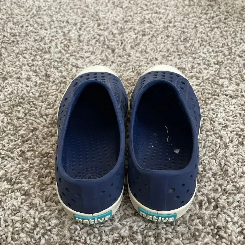 Size 11 / Boys Native Shoes